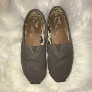 Original Canvas Toms